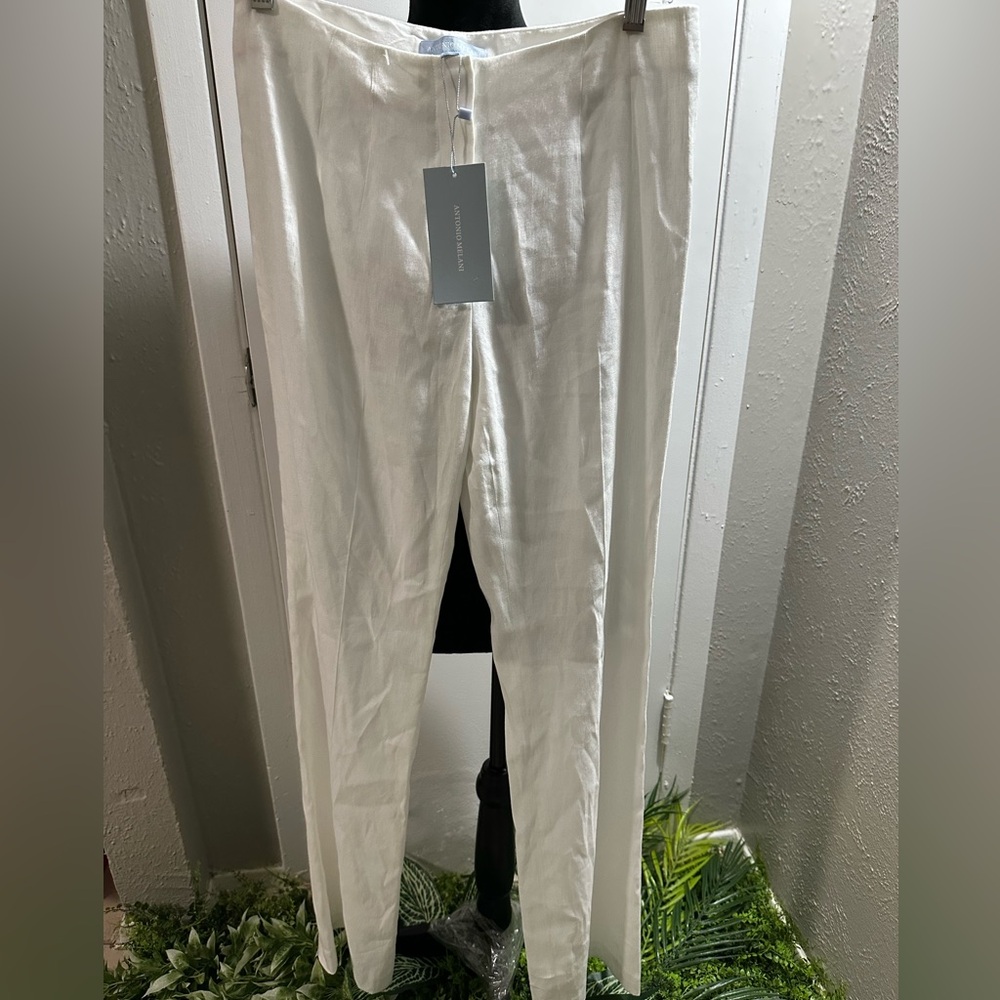 Antonio Melani woman’s white elegant pants